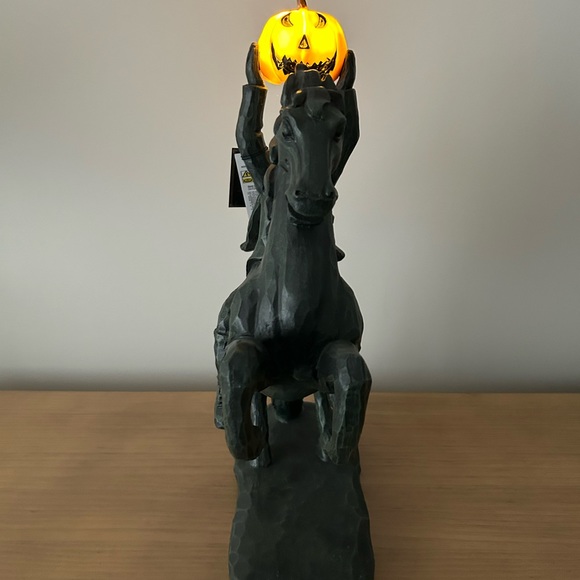 Halloween Spooky Night Sleepy Hollow Headless Horseman Large 18” Light Up Decor - Picture 4 of 13
